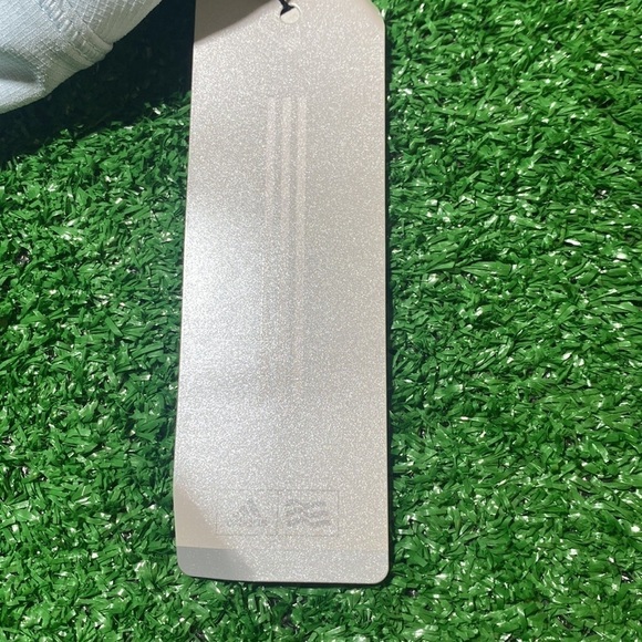 NWT Women’s Athletic Adidas Skort. Size Medium. - Picture 2 of 10